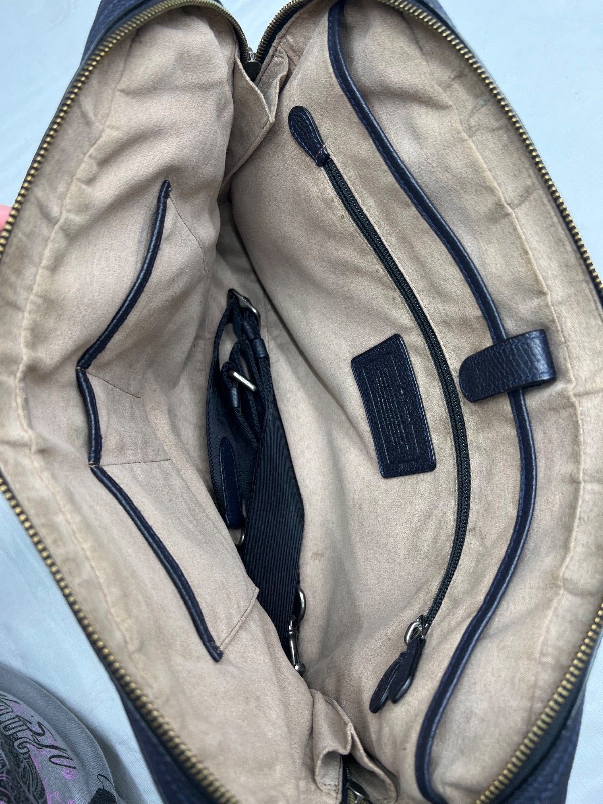 Coach Metropolitan Slim Brief, model 54929