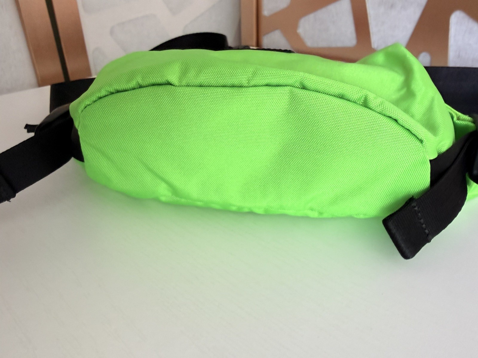 The Brown Buffalo Conceal Waistpack Sling Ultra Neon Green Grid TBB Fanny Pack