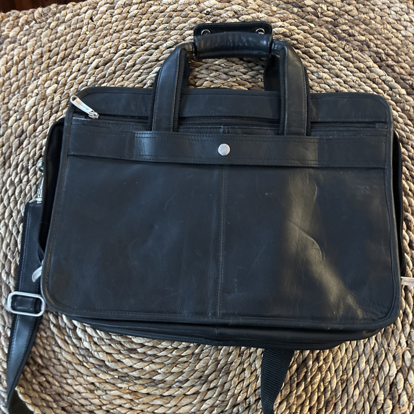 Vintage Wilsons Leather Pelle Studio Black Messenger Briefcase Laptop Bag