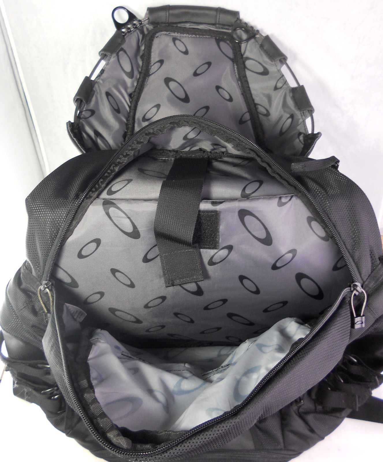 OAKLEY Tactical Backpack Field Gear Kitchen Sink Gear SOF Black 20-S1242-B