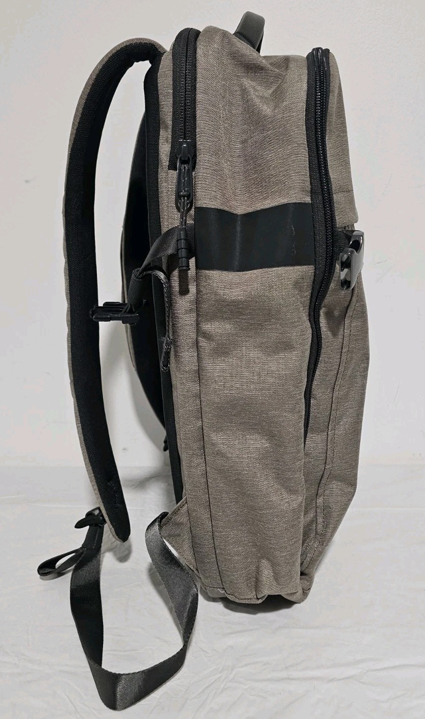 Genuine Timbuk2 San Francisco Brown Padded Back Pack Excellent Condition