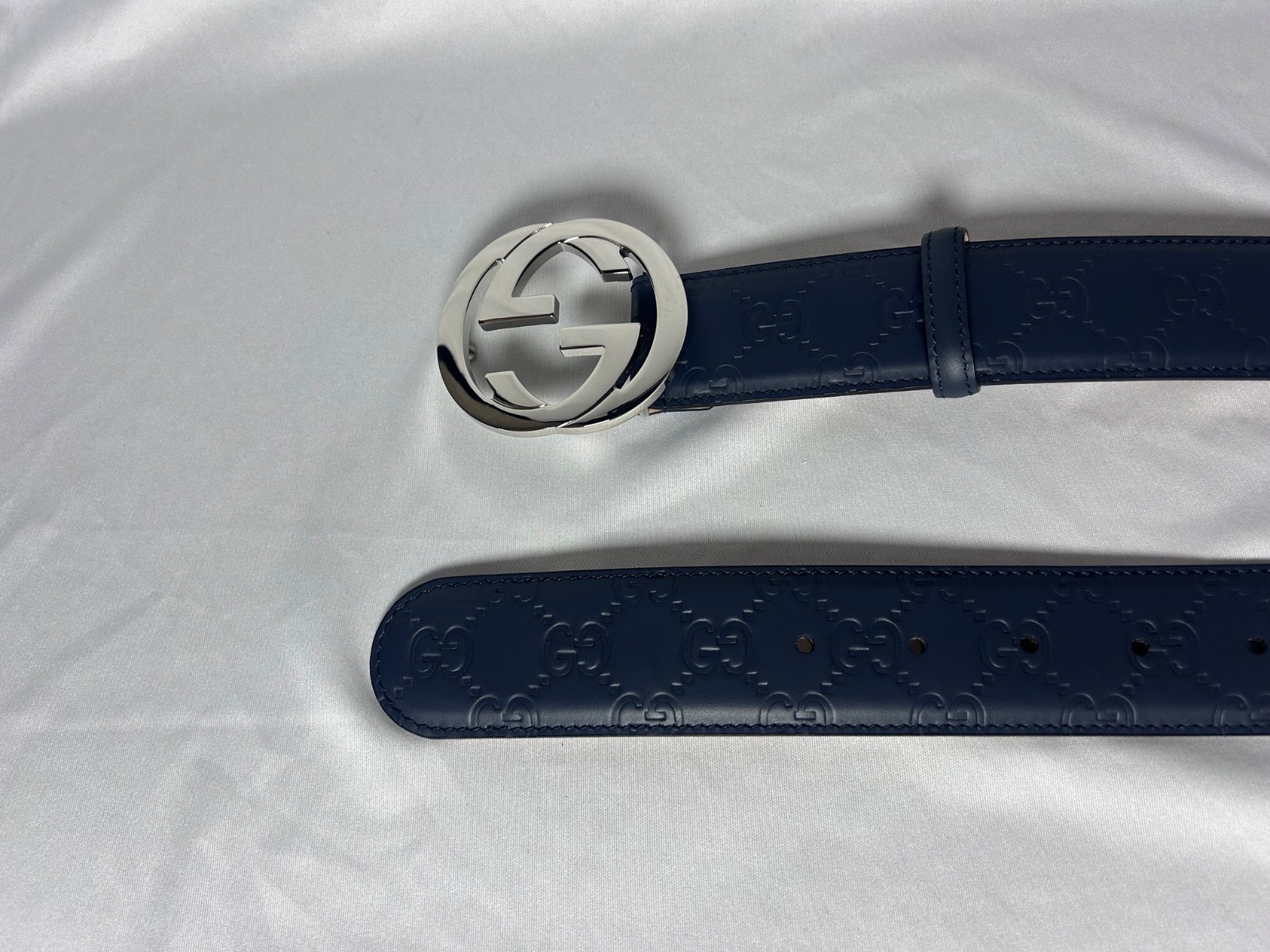 Embossed GG Gucci Leather Belt Navy w/ Silver Buckle sz 38 / 95cm