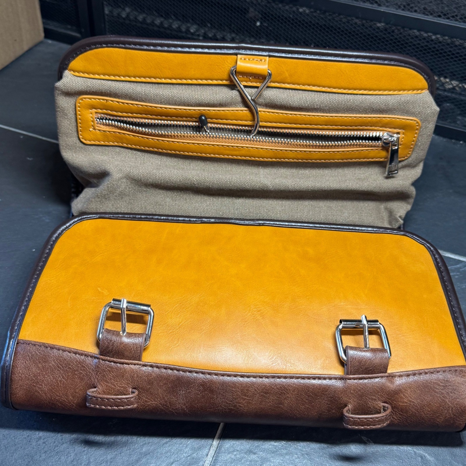 Vetelli Mens Hanging Toiletry Bag Vegan Leather Dopp Kit Travel Organizer Brown