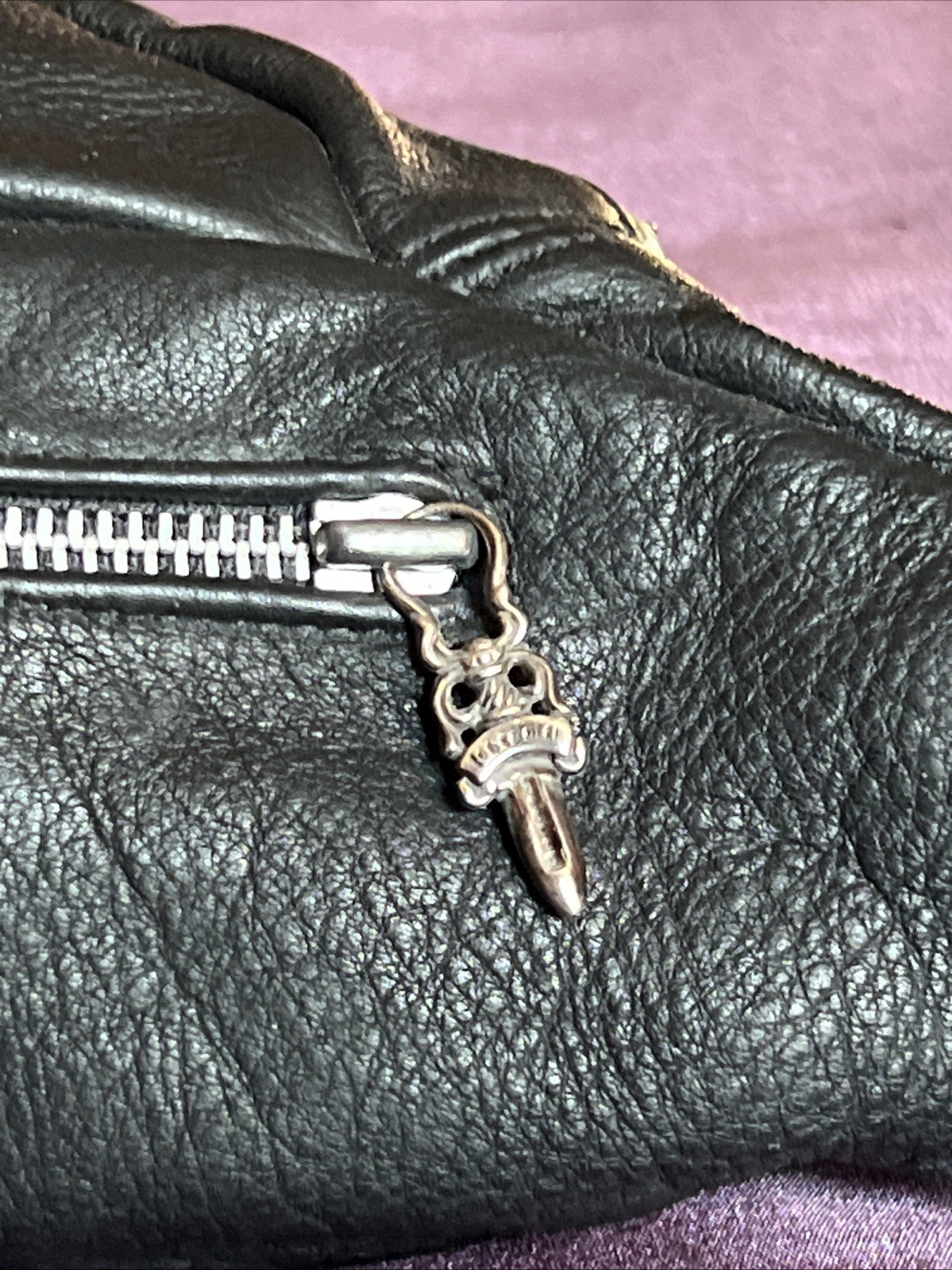 CHROME HEARTS Plain Snut Pack Body Bag Sterling leather unisex black