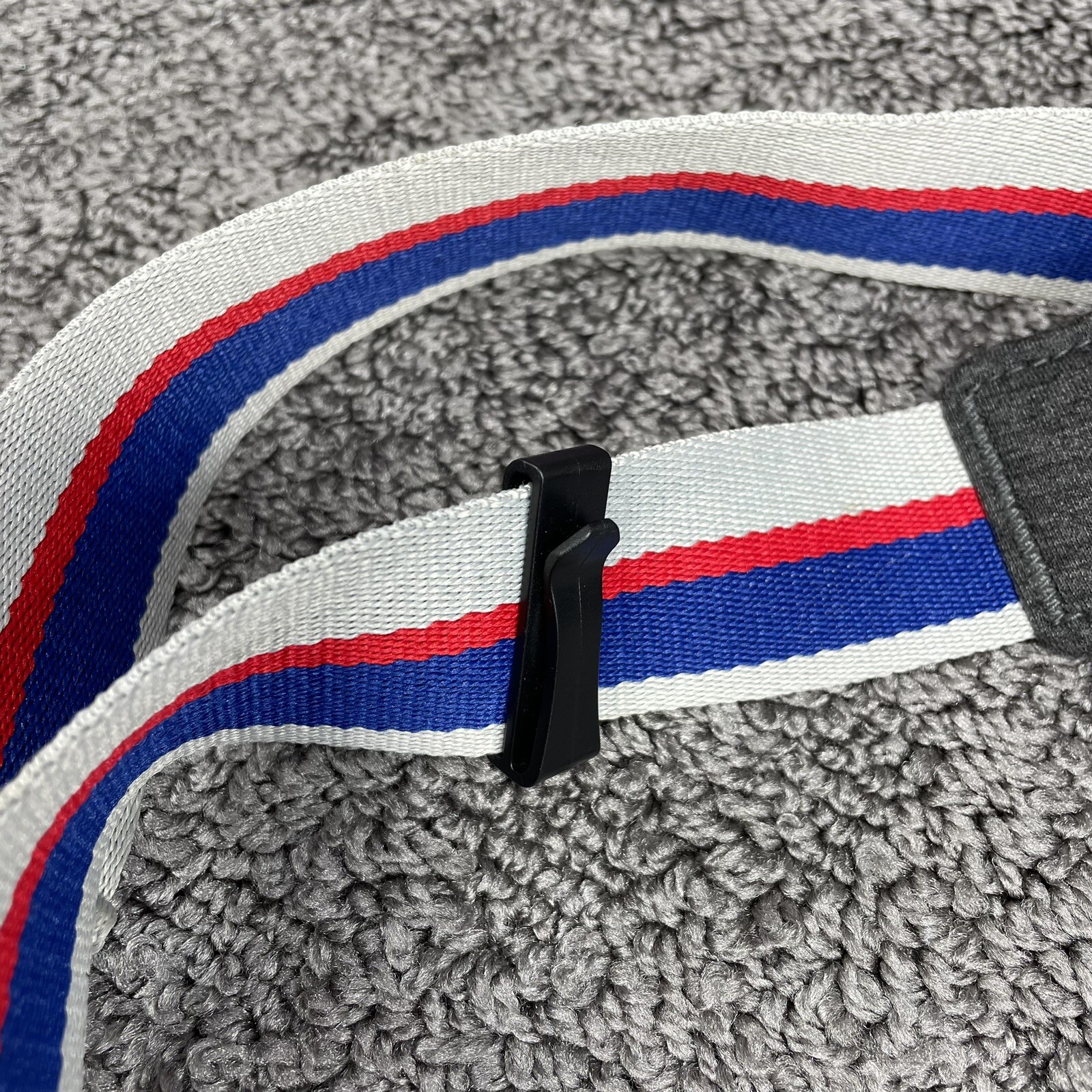Champion Dark Heather Grey Attribute Waist Fanny Pack Size