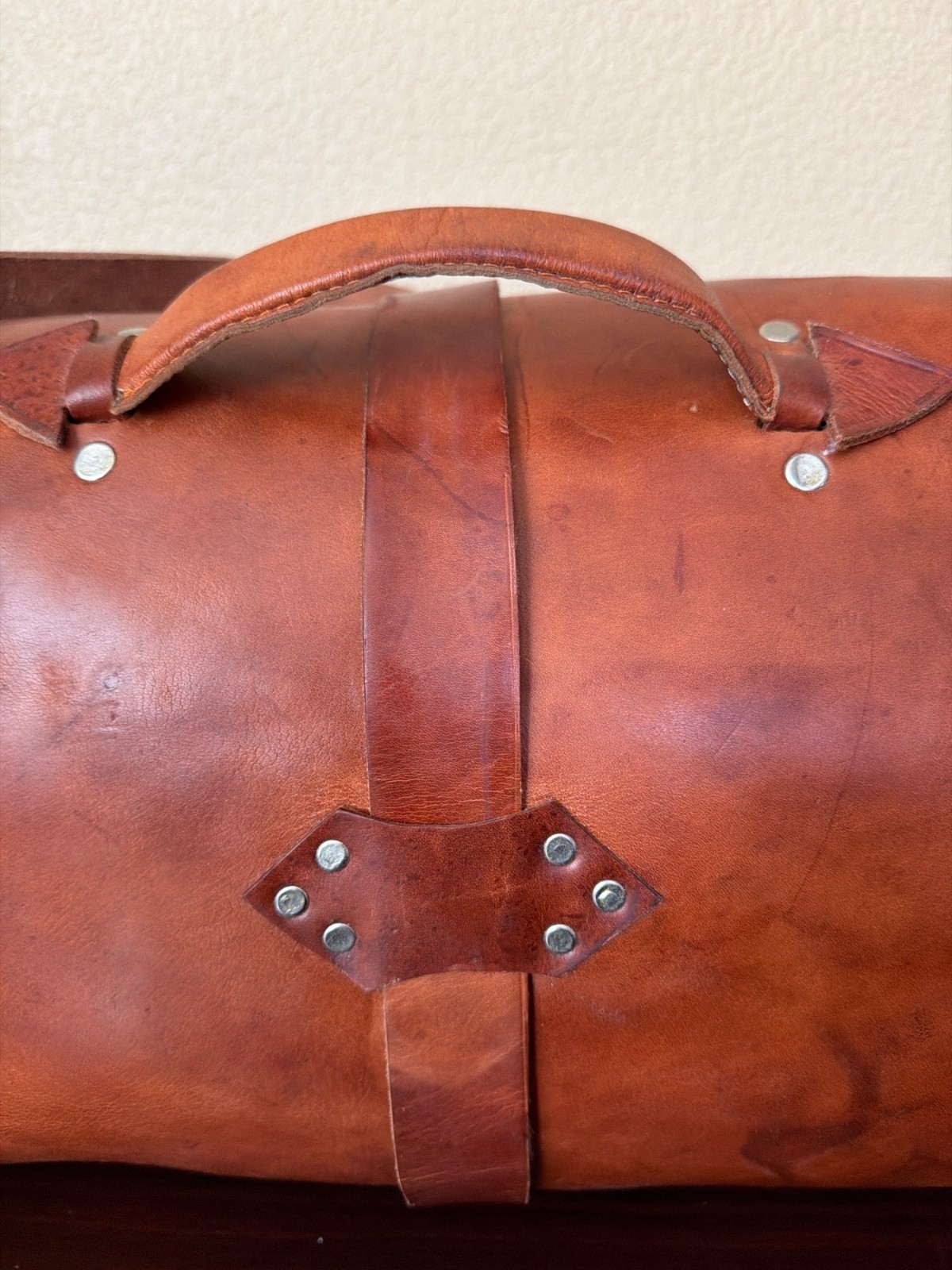 Vintage Handmade Full Grain Cognac Leather Duffel Barrel Travel Bag 20″