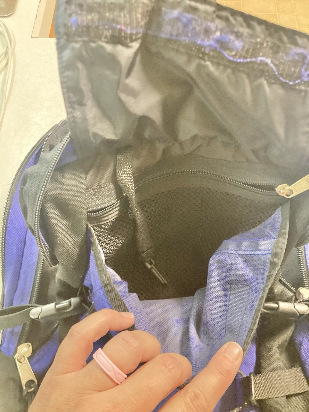 L.L Bean Nylon Backpack Purple And Black 18×14 (100)