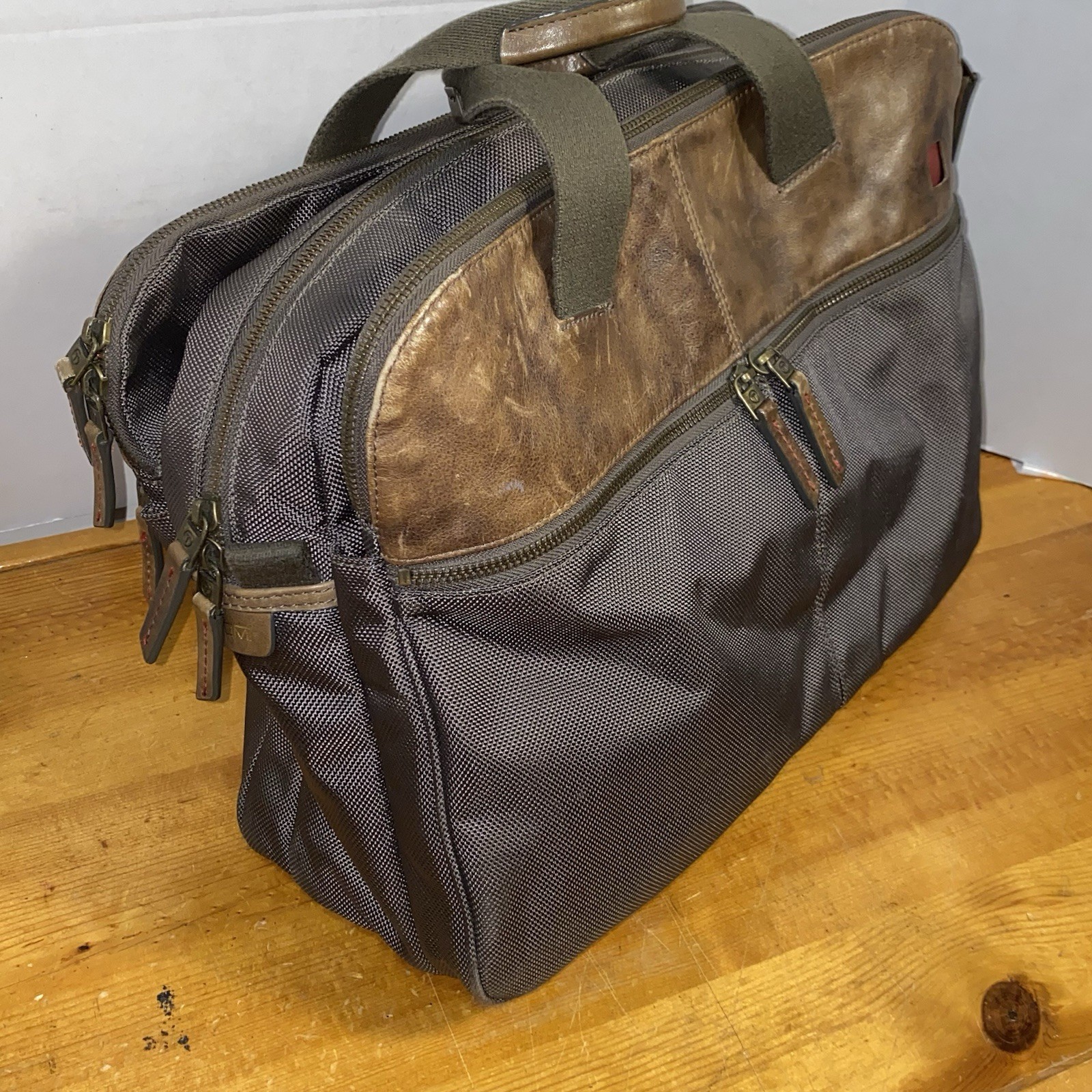 Tumi T-Tech Forge Bethelhem Portfolio Business Briefcase Leather Canvas