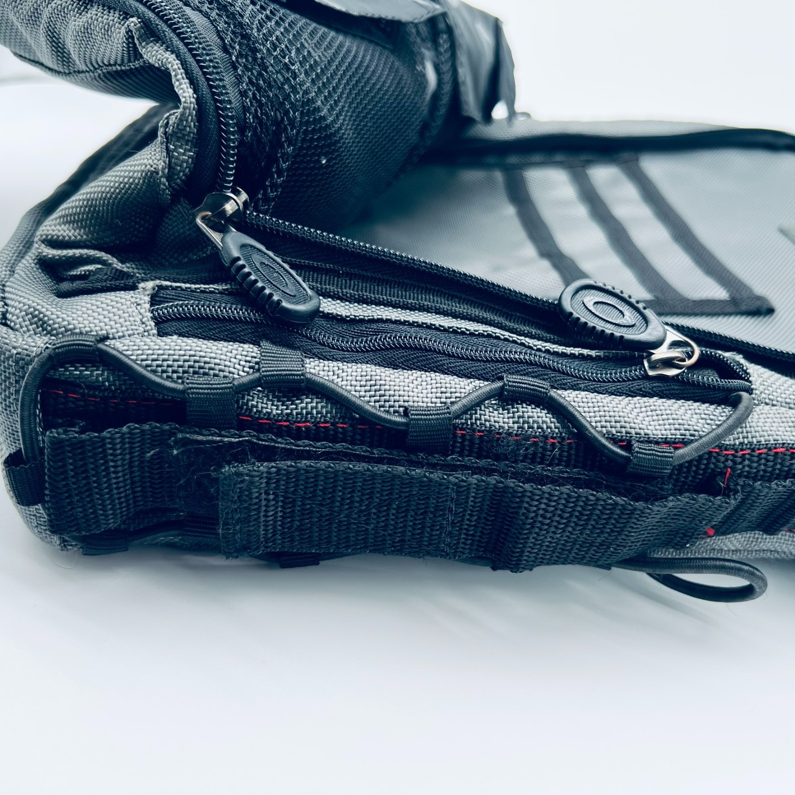Oakley Tactical Field Gear Vertical Messenger Laptop Bag Y2K Techwear Vintage