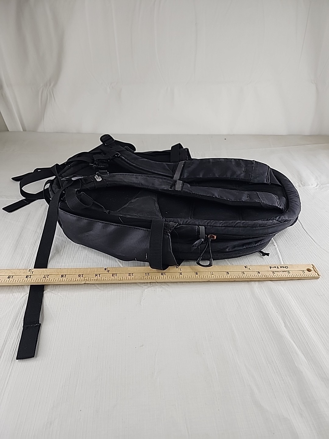 The North Face Recon Laptop Backpack Black Full Size Adult Hiking Commuting
