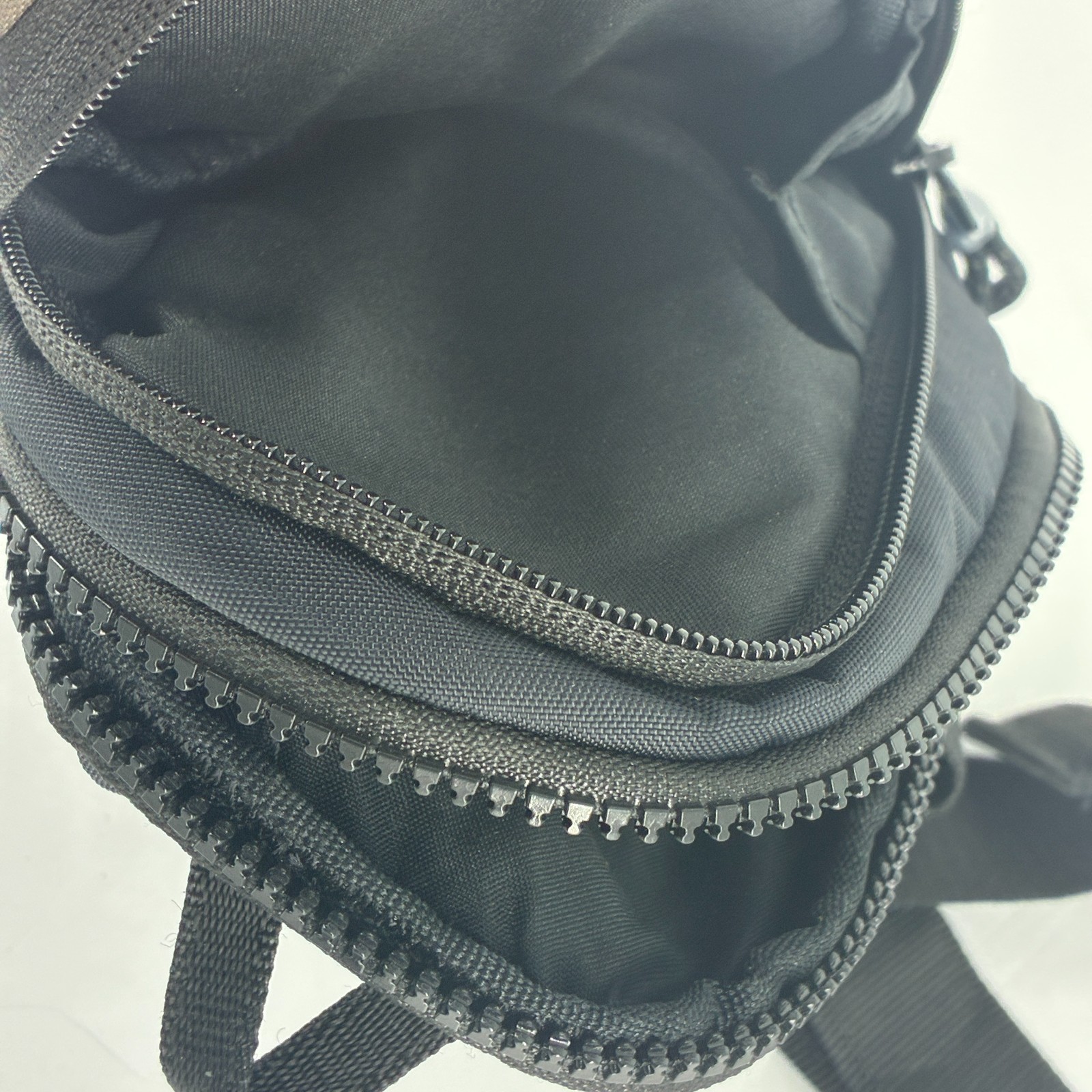 Nike Essentials 1L Cross-Body Sling Bag Black Polyester Adjustable Strap