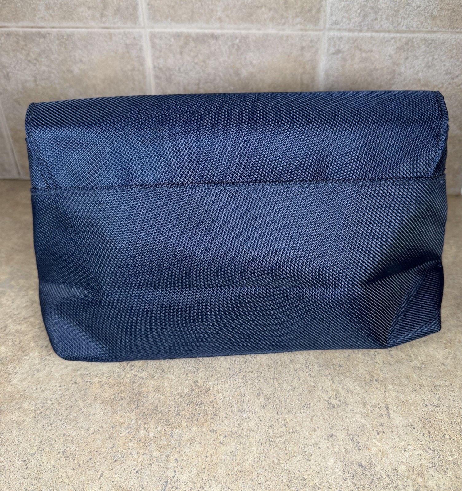 Giorgio Armani Men’s Toiletry Bag Pouch Blue Hanger Travel Dopp