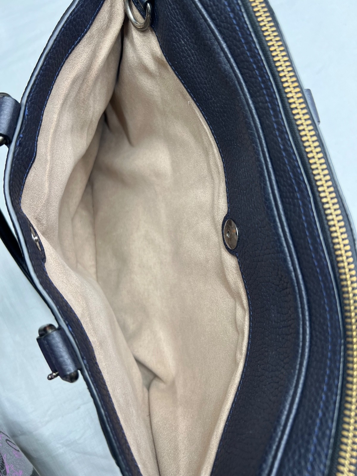 Coach Metropolitan Slim Brief, model 54929