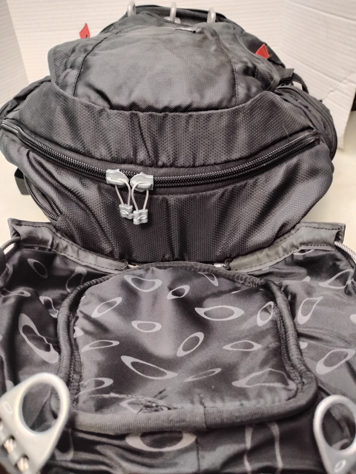 Oakley Kitchen Sink Tactical Field Gear Backpack Stealth Black Daypack Hiking