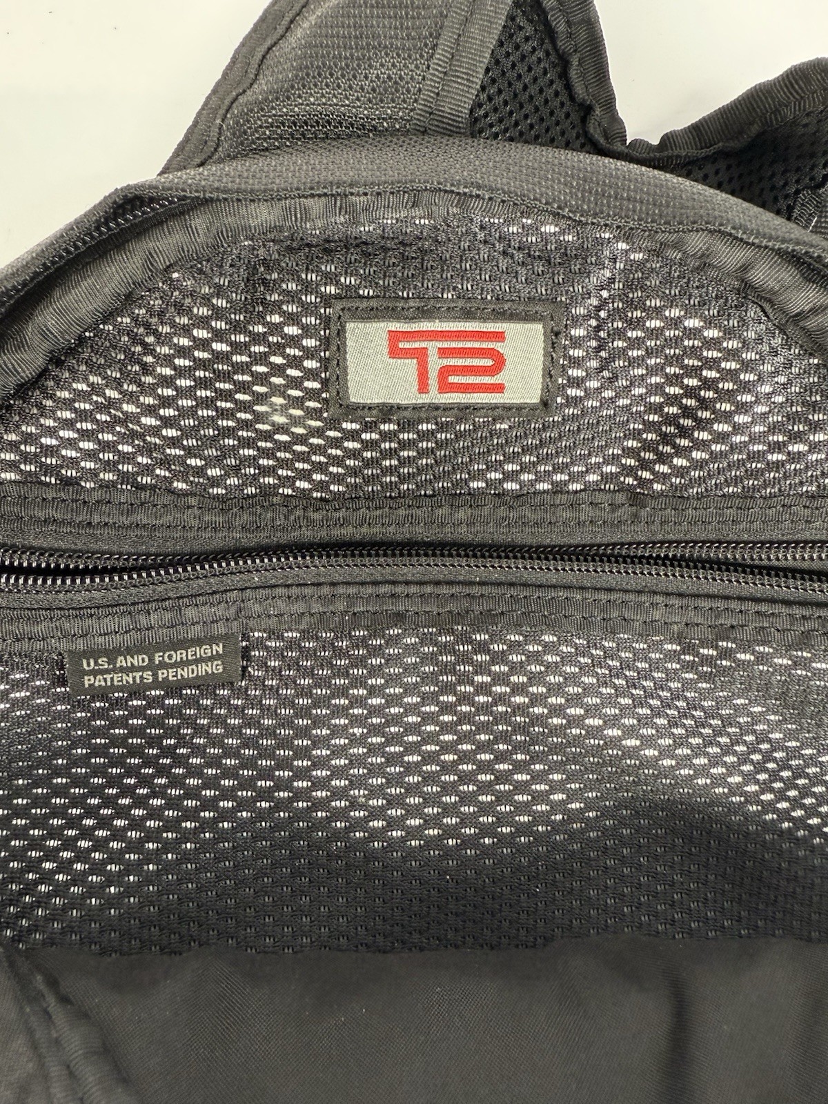 TUMI T2 Ballistic Nylon Black Camera Shoulder Crossbody Travel Bag