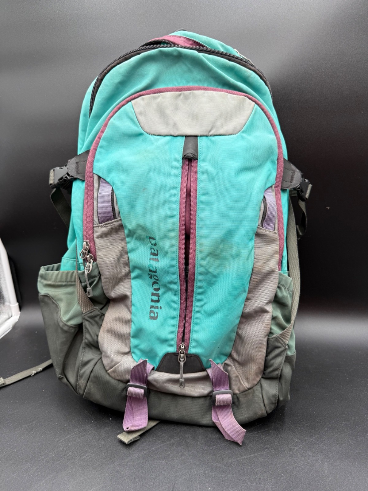 Patagonia Refugio Pack 28L Backpack Hiking Daypack Nylon Outdoor Durable Pack