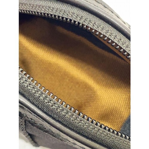 MASTERPIECE Pouch Black color for Men 15×5×6cm for Men from Japan fashion USED