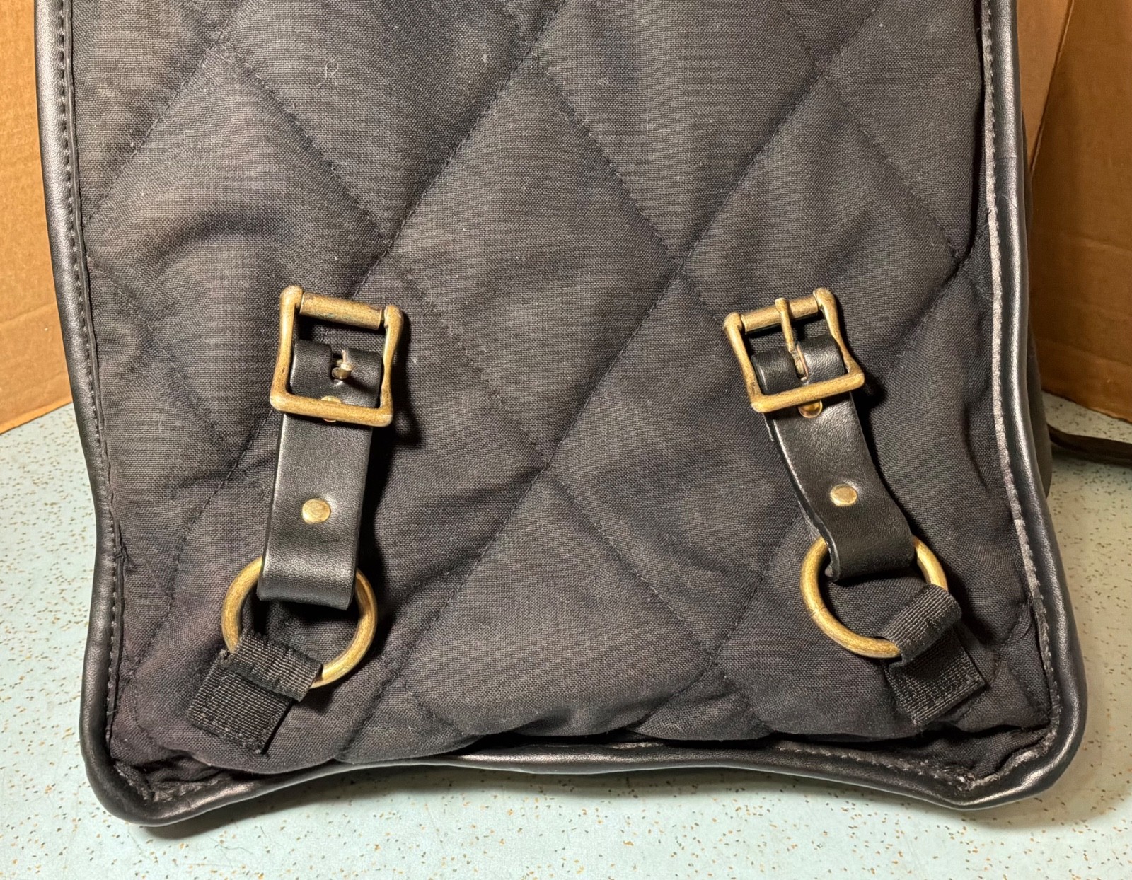 FILSON RUGGED BLACK BACKPACK w/LEATHER BRIDLE STRAPS & BRASS BUCKLES DRAWSTRING