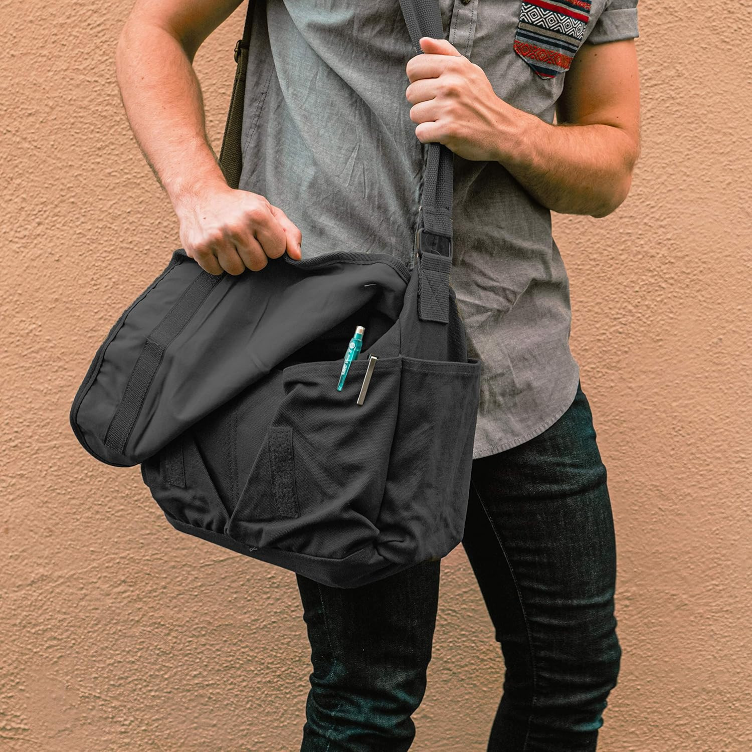 Classic Vintage Messenger Bag – Original Heavyweight Cotton Canvas Shoulder Bag