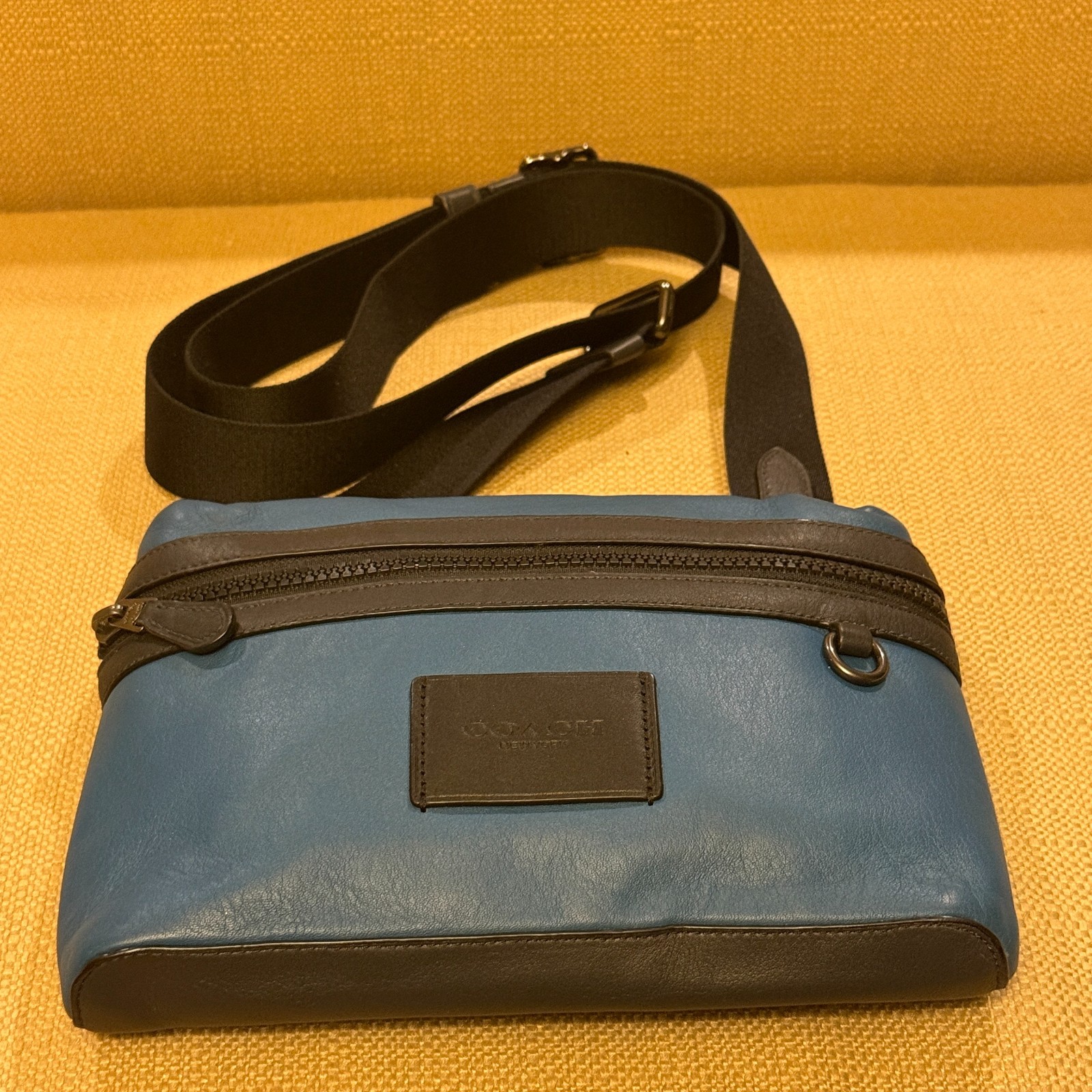 Coach New York Metropolitan Soft Courier Leather Crossbody Blue Black Colorblock