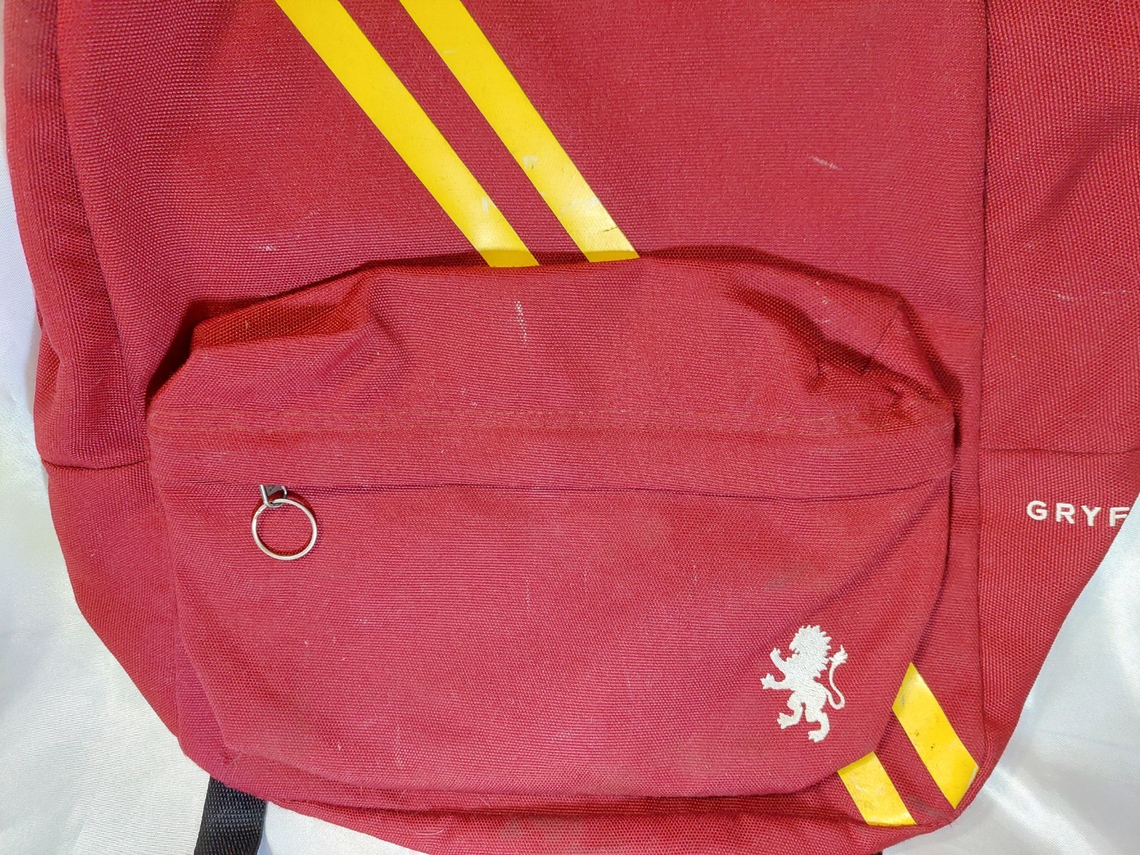 VANS X HARRY POTTER OLD SKOOL III GRYFFINDOR BACKPACK 16″ HIGH PRE-OWNED
