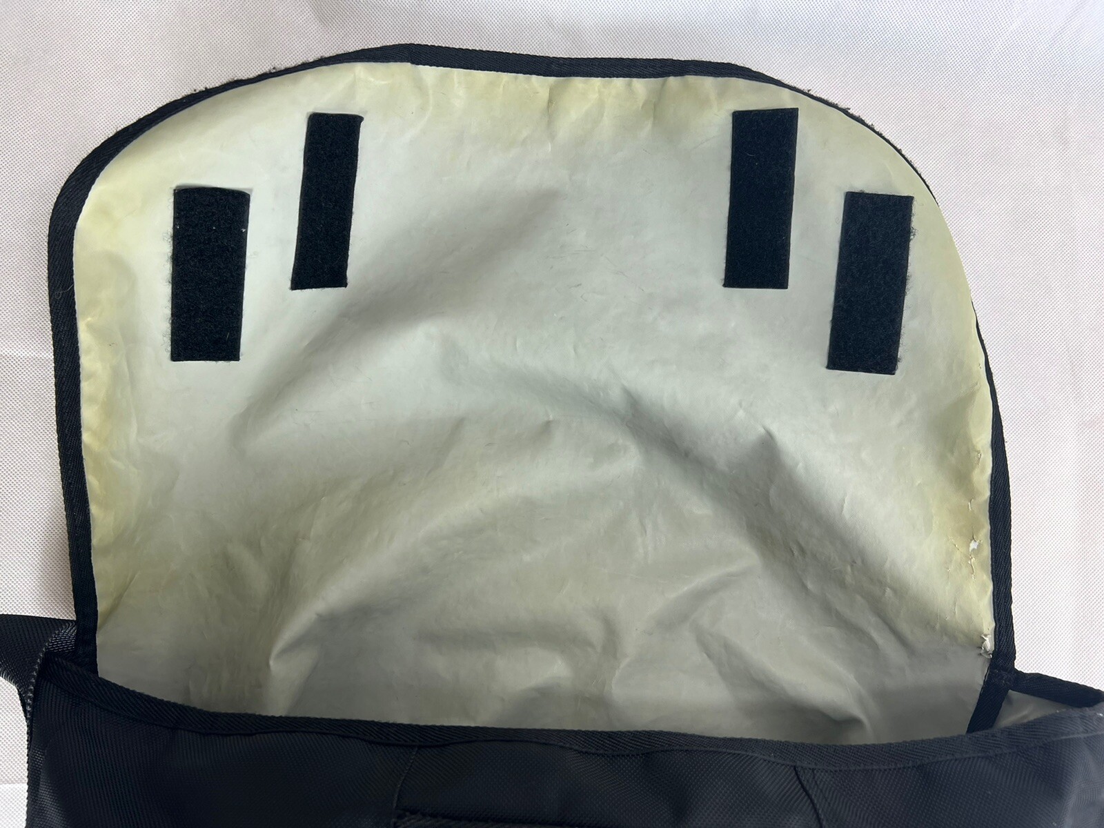 Timbuk2 Messenger Bag Black Cross Body Shoulder Carrier See Photos, Read Desc