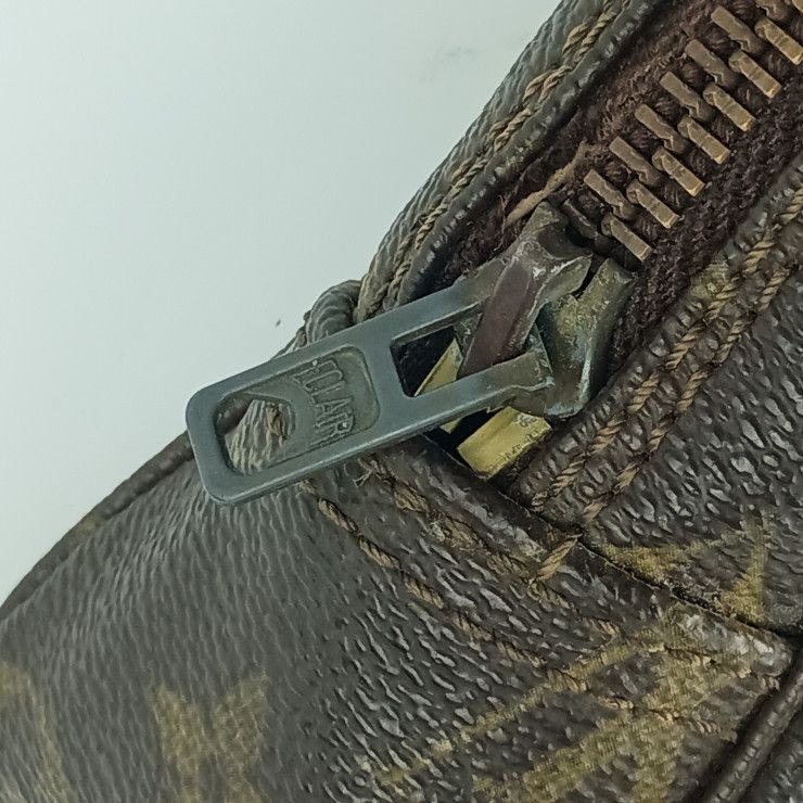LOUIS VUITTON Monogram Truss Toilette 23 Second Bag Unisex Vintage 15x23x6cm
