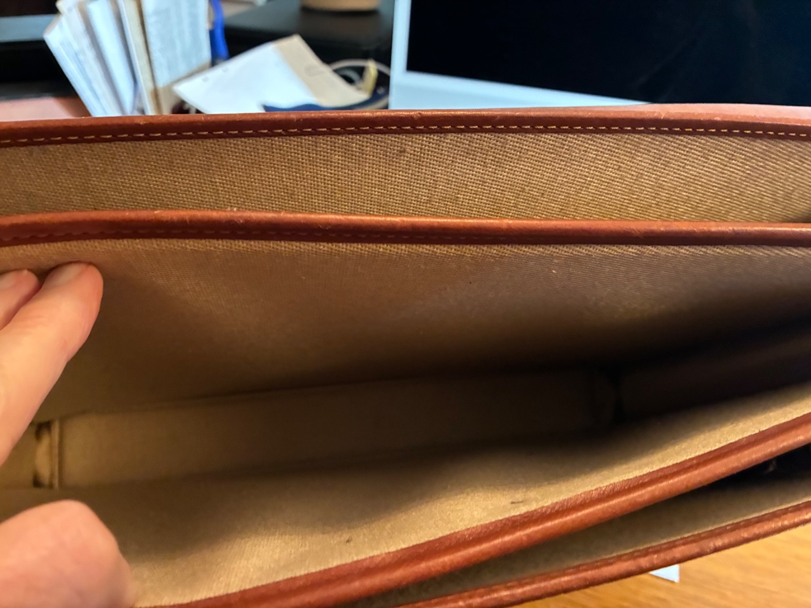 BOSCA 13″ x 16″ Leather Vintage Briefcase Satchel Attache Cognac Straps