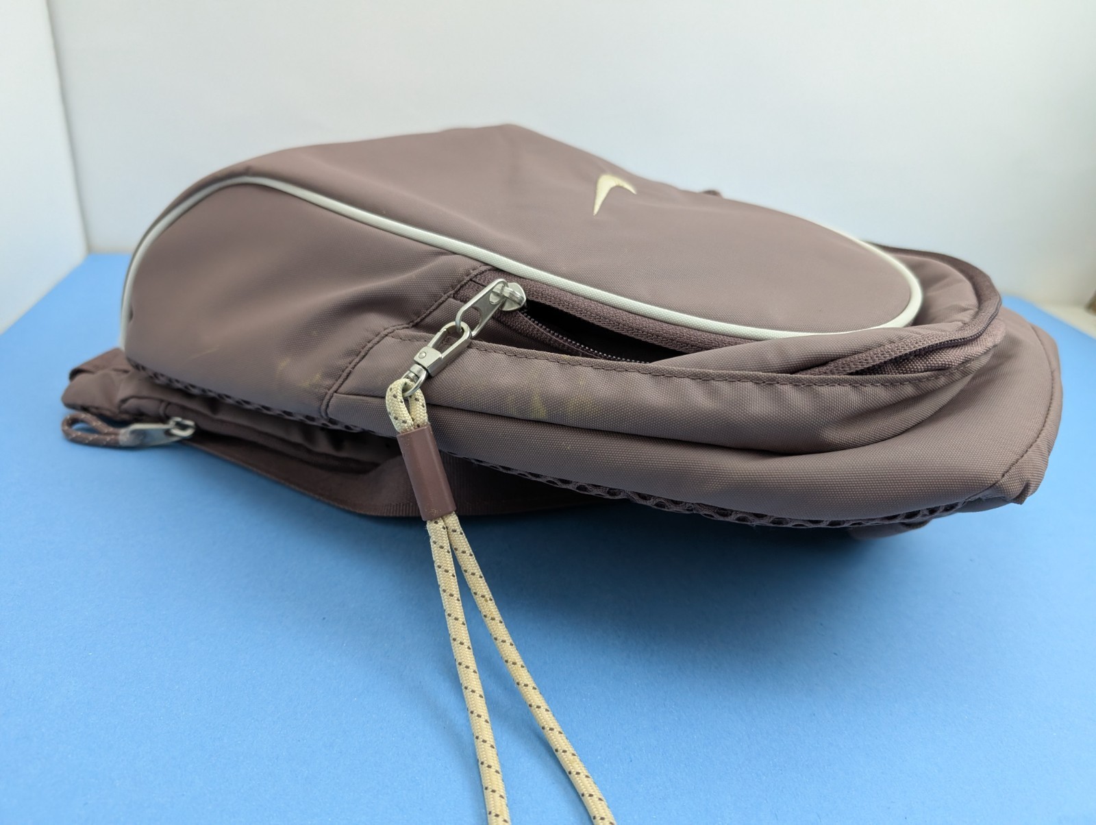 Nike Essentials Sling Bag (9796) Cross Body Messanger Bag Backpack Gray