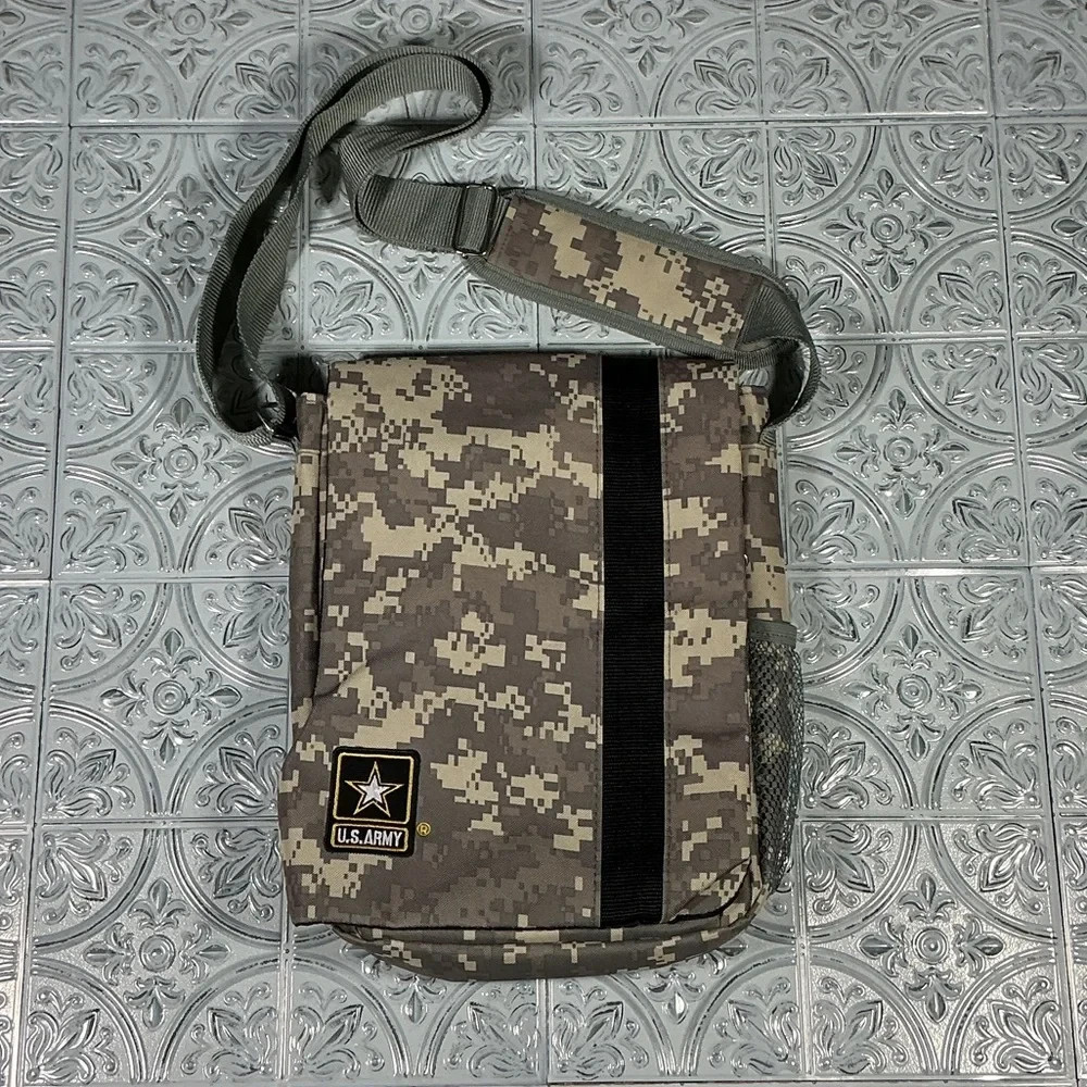 U.S. Army Digital Camo Messenger Bag Crossbody Kids Teens Adult Travel Satchel