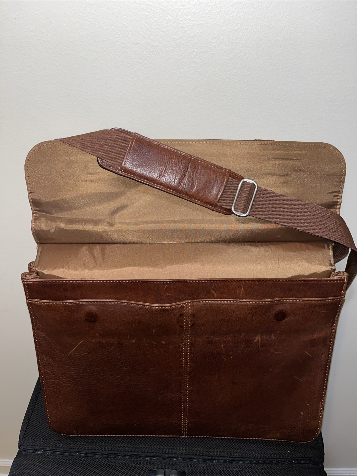 Wilsons Leather Messenger Bag Briefcase Laptop Shoulder Bag – Brown, EUC