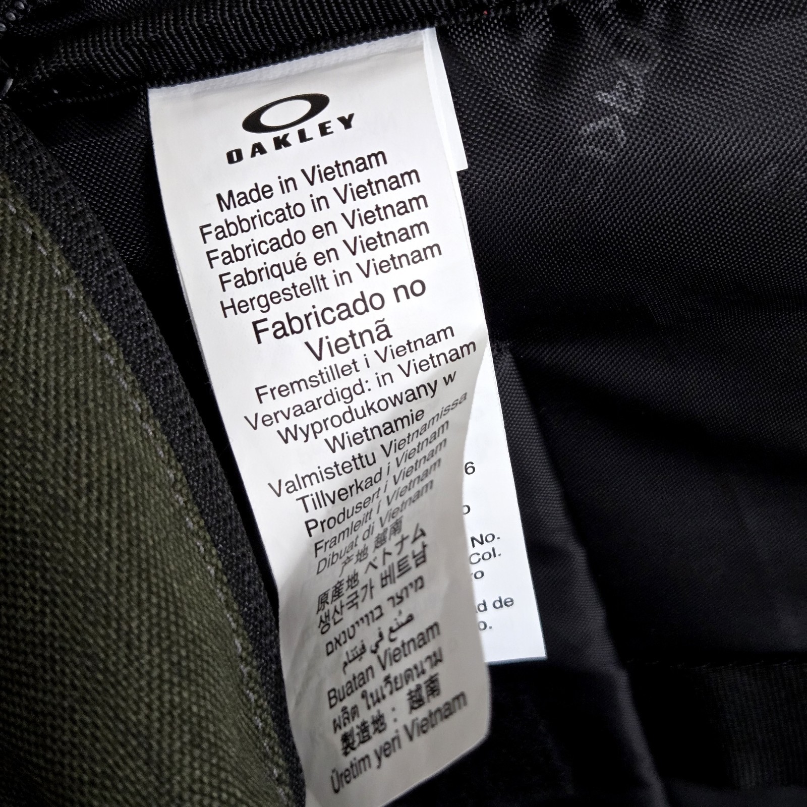 Oakley Transit Sport Backpack Green Utility Daypack 25L Outdoor Laptop Bag – EUC