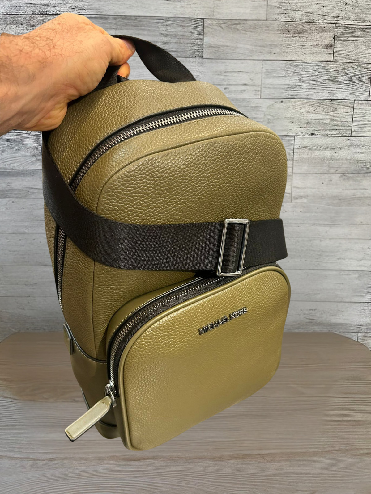 Michael Kors Cooper Men Leather Green Commuter Crossbody Zip Pack Sling Bag MK