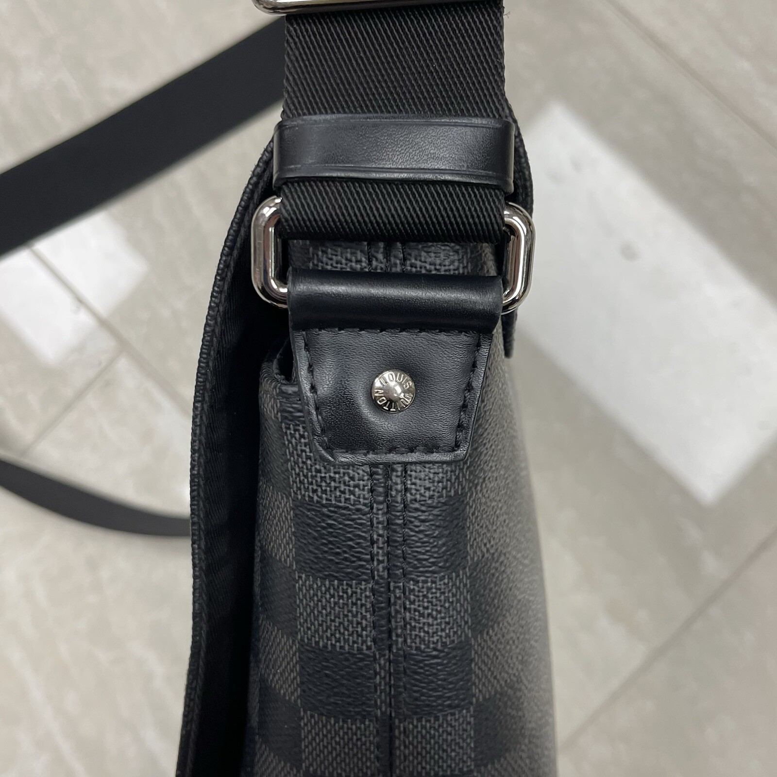 Louis Vuitton Damier Graphite Canvas District PM Messenger Bag Black