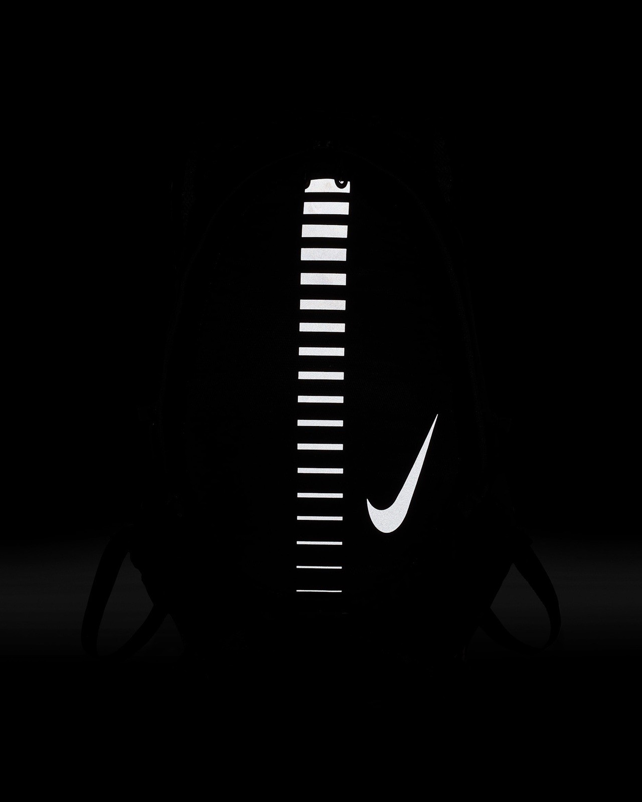 Nike Run Commuter Engineered Ultra Light Reflective Backpack Black N0003567-045