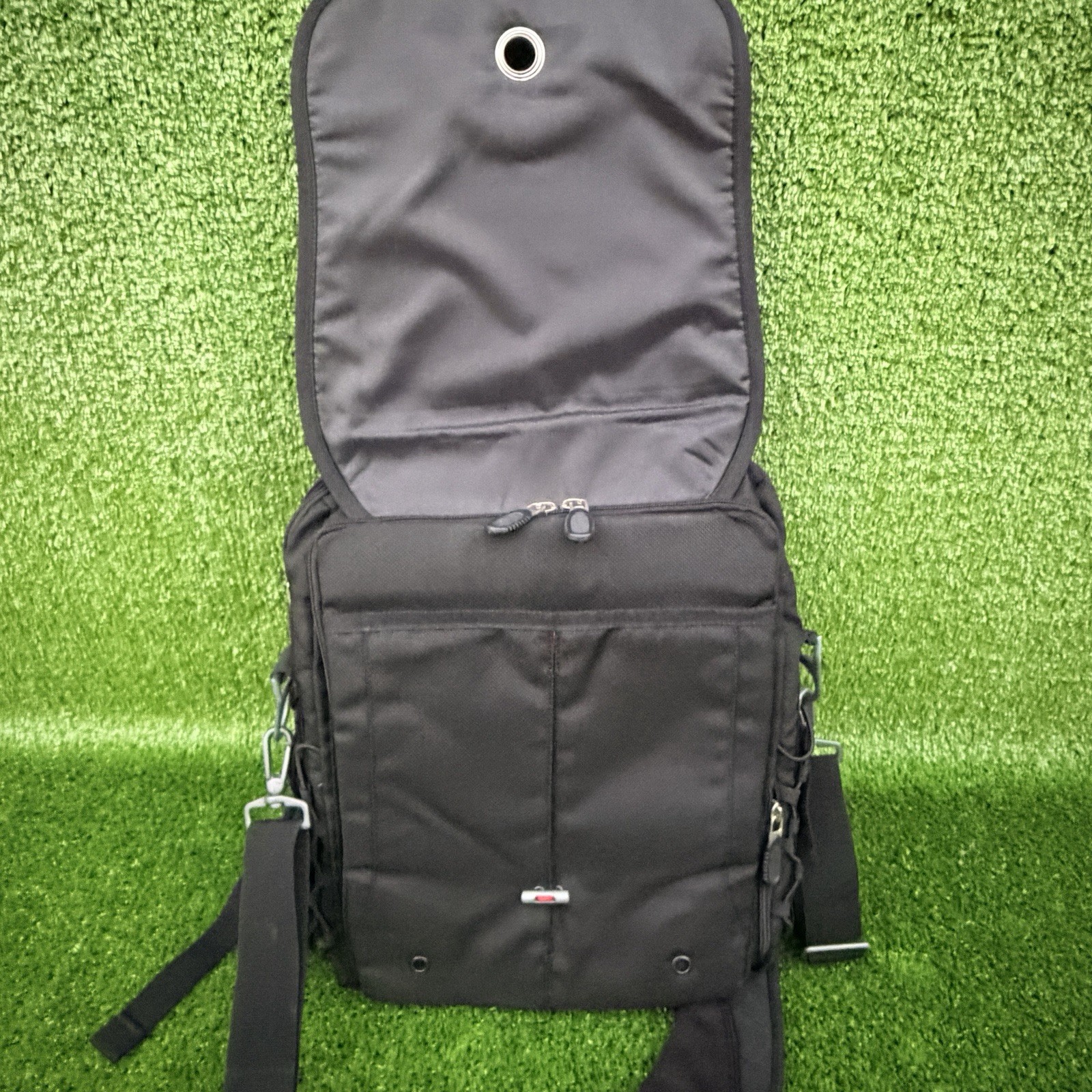 Oakley RARE VINTAGE Tactical Field Gear Vertical Messenger/BACKPACK 2Way Bag Y2K
