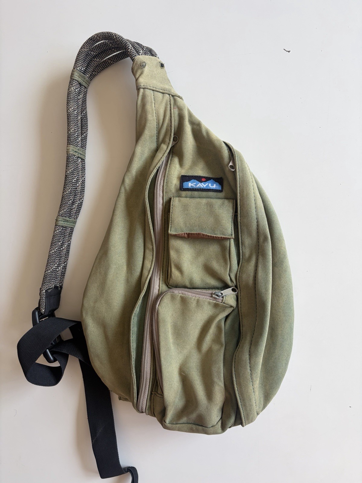 KAVU Green Crossbody Sling Bag Zip Flap Adjustable Strap Outer Pockets Outdoor