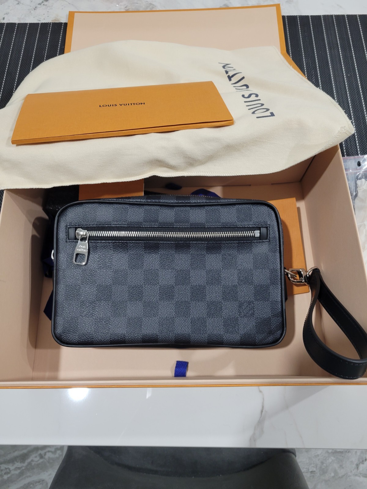 Louis Vuitton Damier Graphite Kasai Clutch — Like New!!