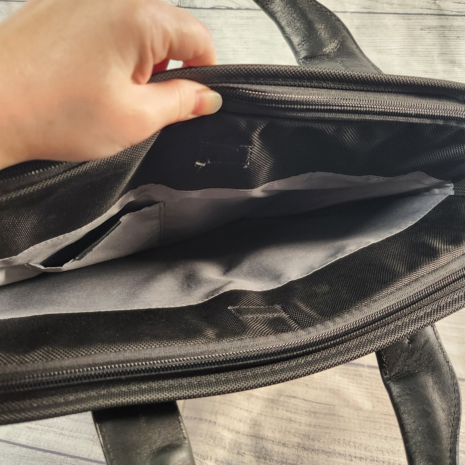 Tumi Alpha Ballistic Nylon Slim Briefcase Laptop Bag Black Professional Work Bag