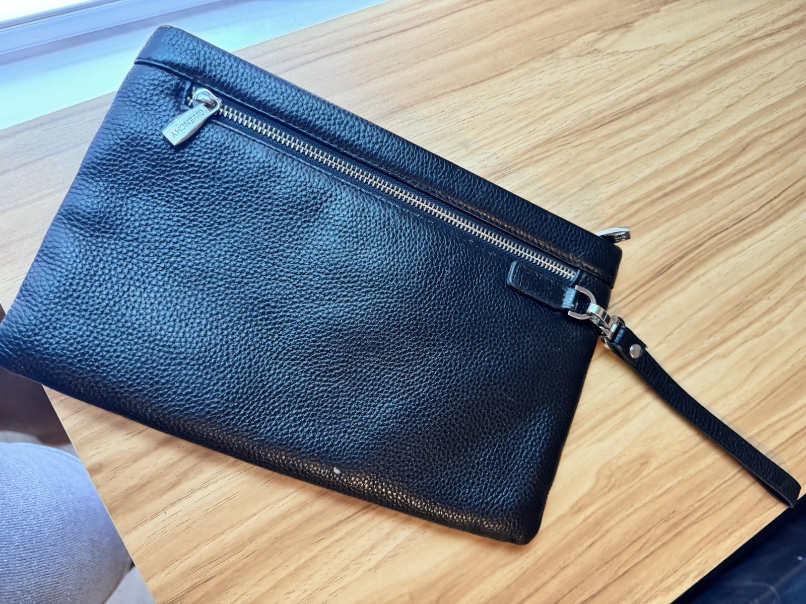 Givenchy Black Men’s Clutch Bag Geometric Pattern Zipper Wrist Strap