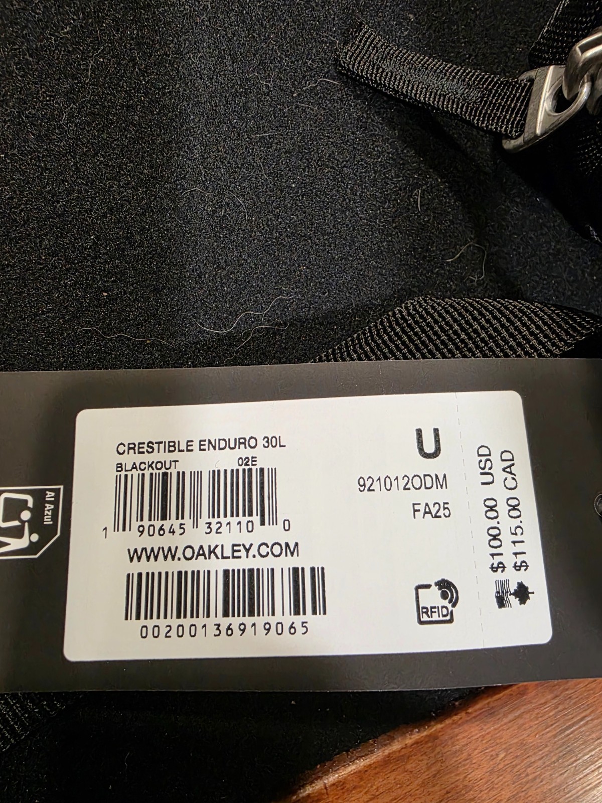 OAKLEY – Enduro 2.0 30L Backpack Laptop – School College Back Pack – Black