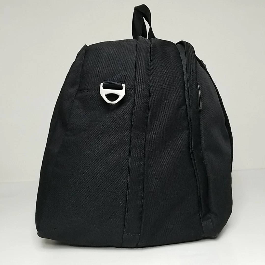 Tumi Tech Essential Gear 20″ Duffel Bag Black Nylon With Shoulder Strap 67754D