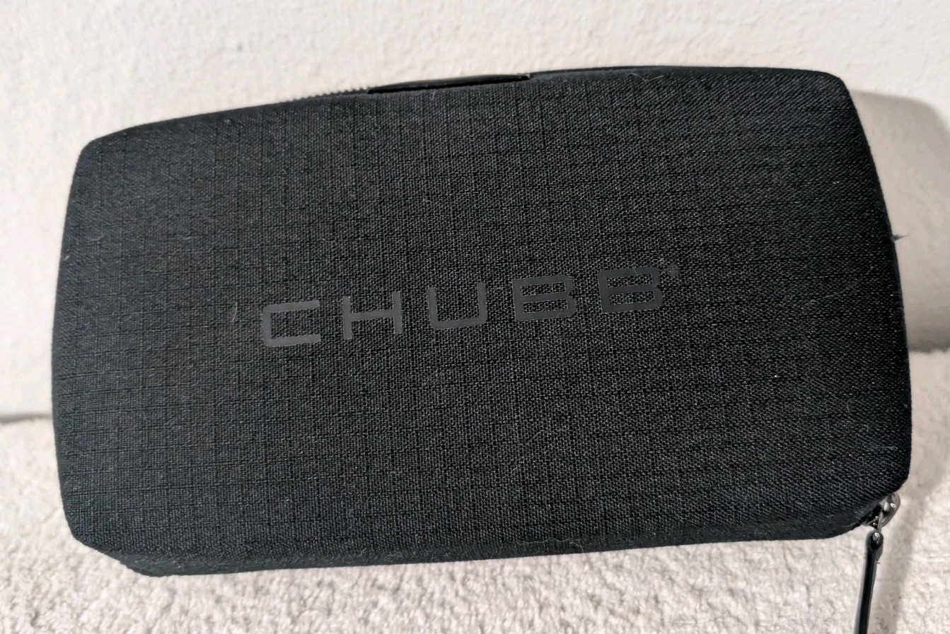 Bellroy Tech Kit Zip Pouch Bag Carryology Essentials Edition CHUBB Black