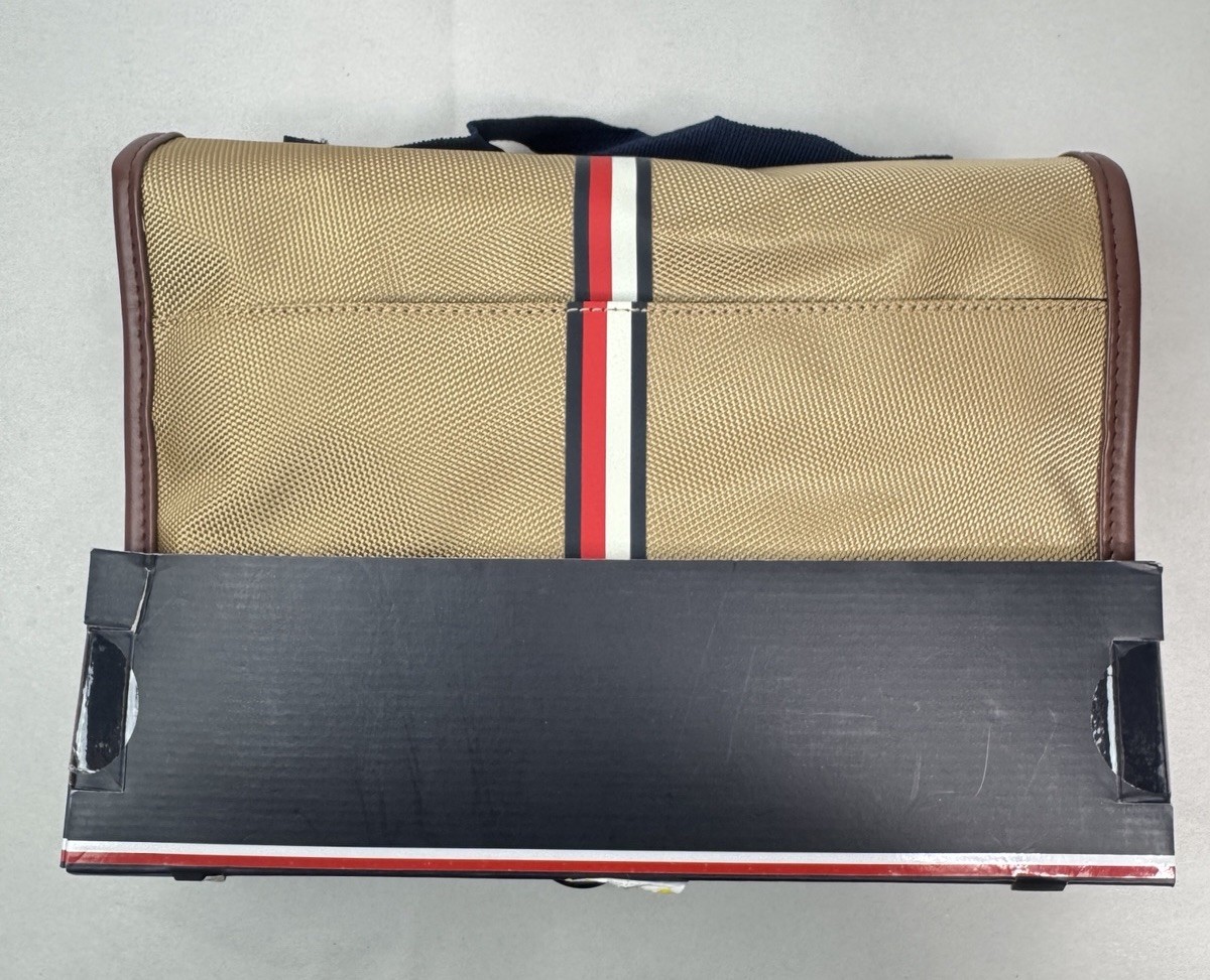 Tommy Hilfiger Men’s Hanging Travel Kit and Toiletry Organizer