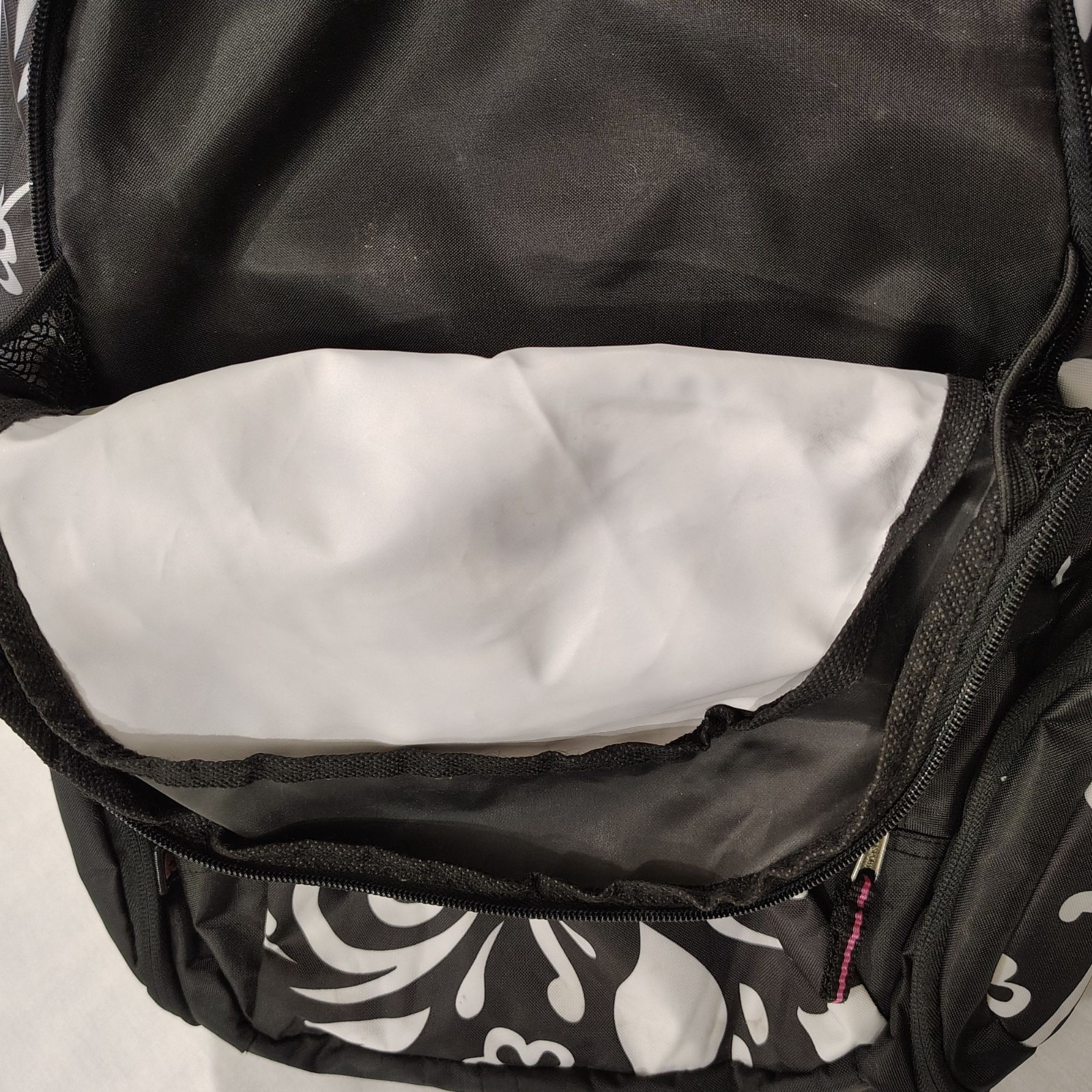EastSport Black White Floral Backpack Multiple Compartments Adjustable Straps
