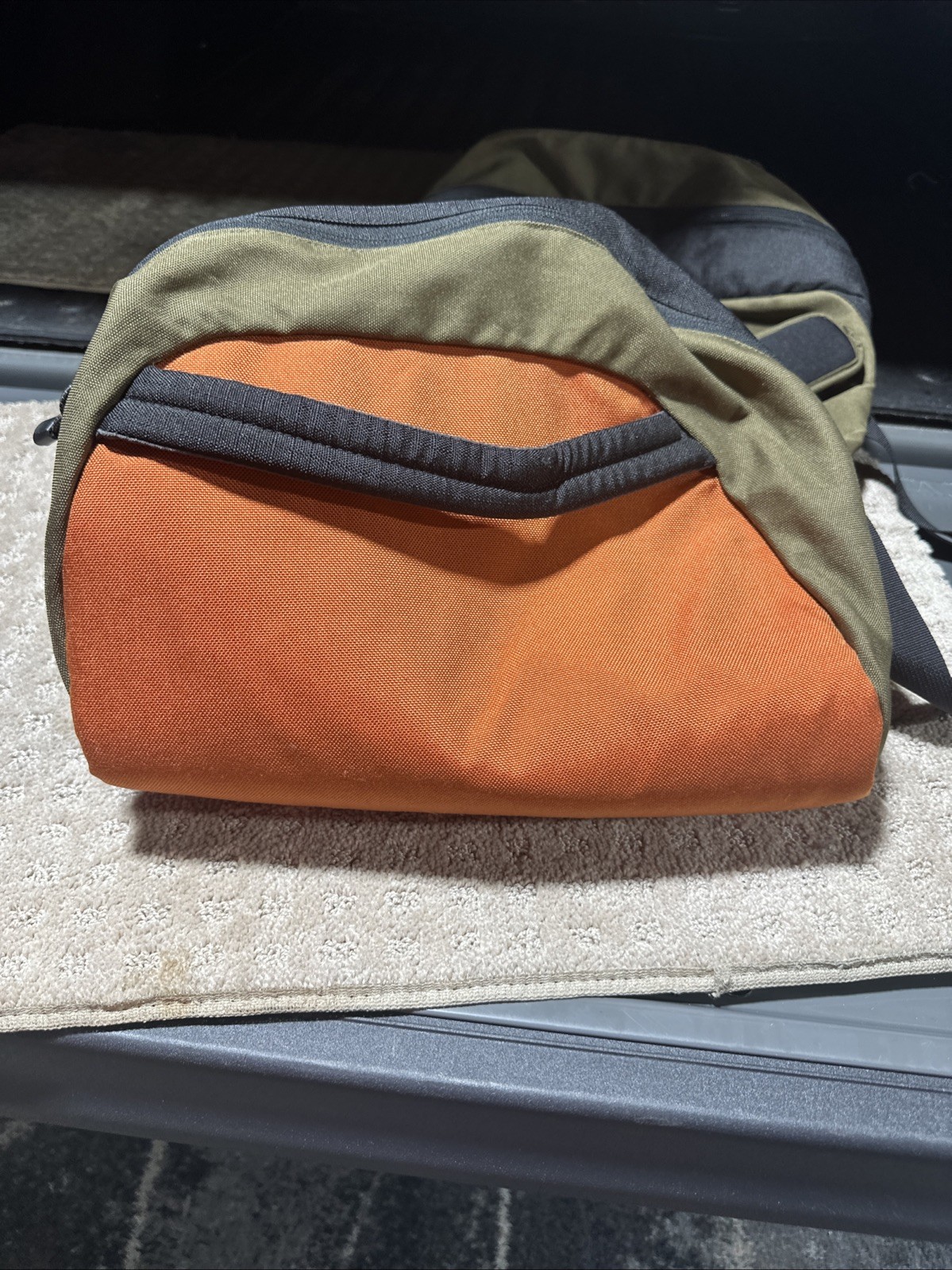 Duluth Trading Company nylon Duffel Bag NWOT!!!