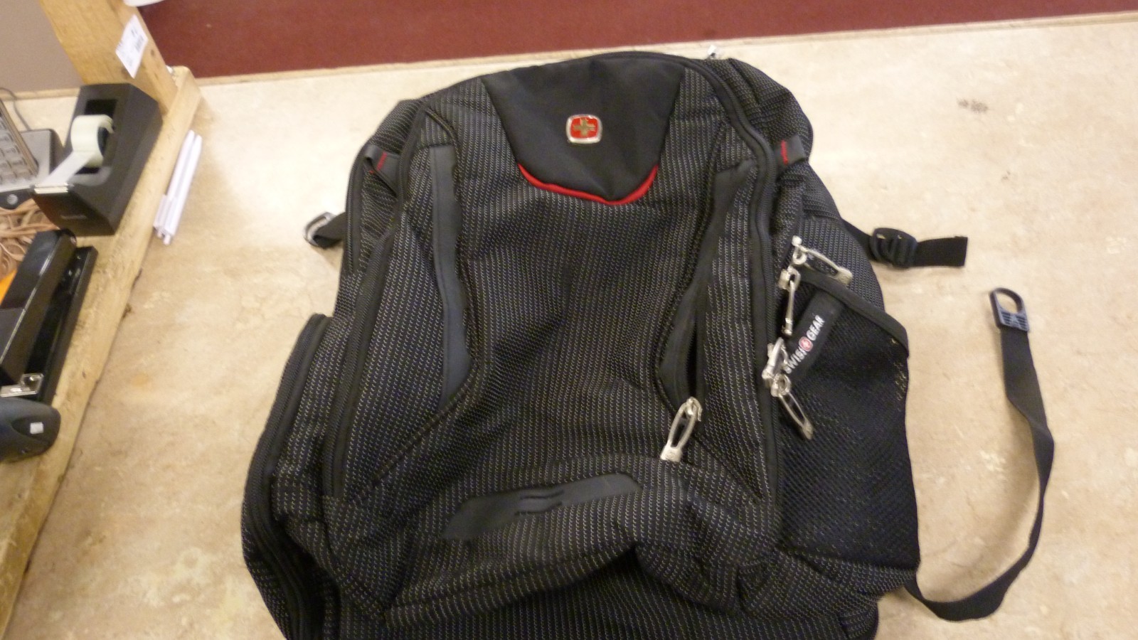SWISS GEAR SCAN SMART BACKPACK AIRFLOW BLACK