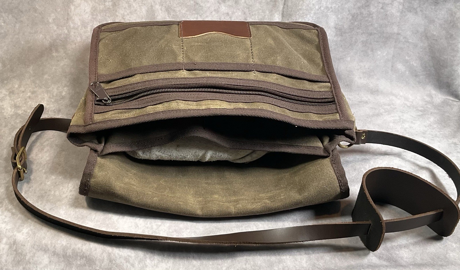 Coore & Crenshaw Society Canvas Leather Messenger Satchel Bag Ben Crenshaw