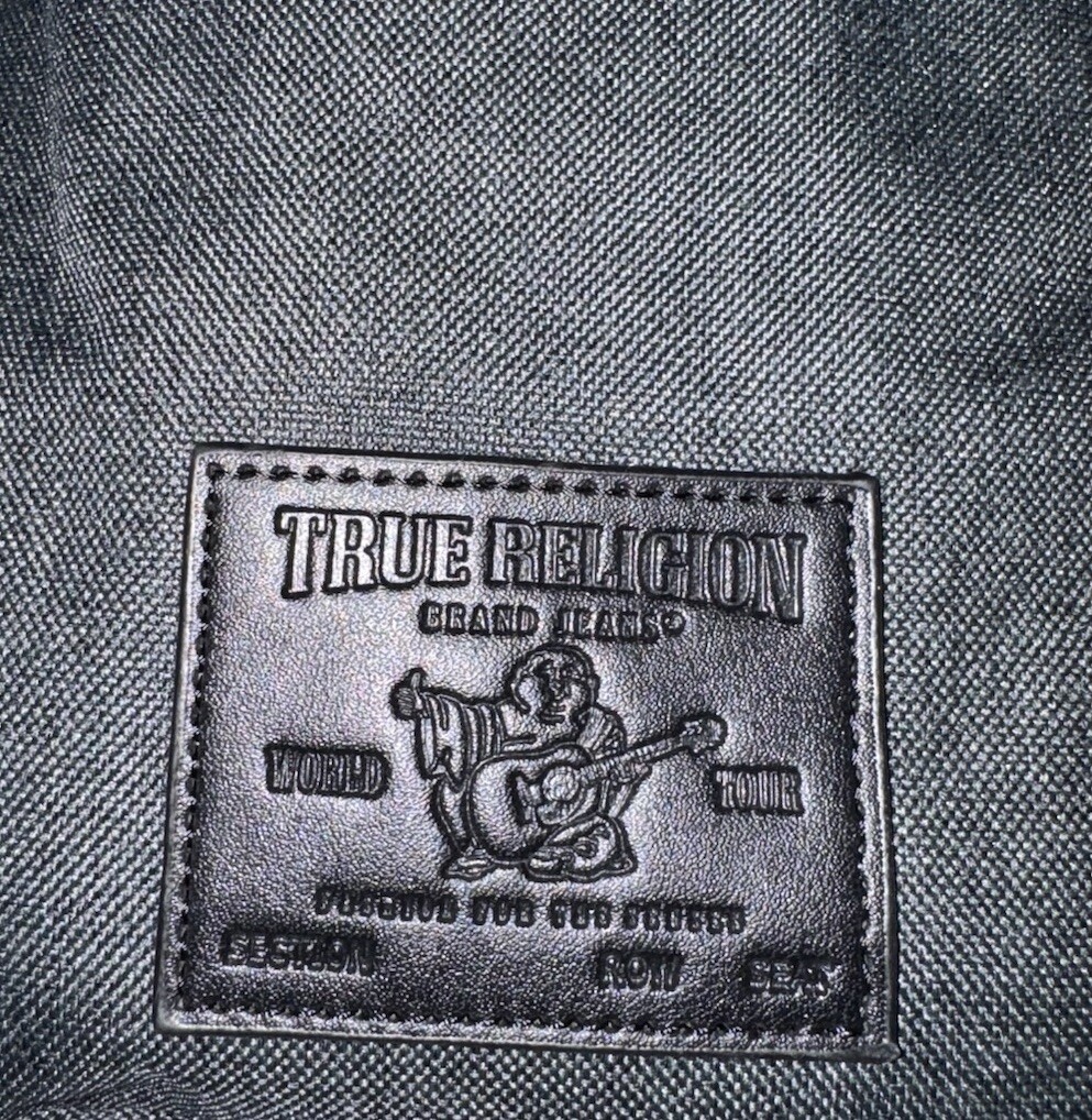True Religion Buddha Patch Unisex Gray YETA 2.0 Crossbody Bag TR104144 New