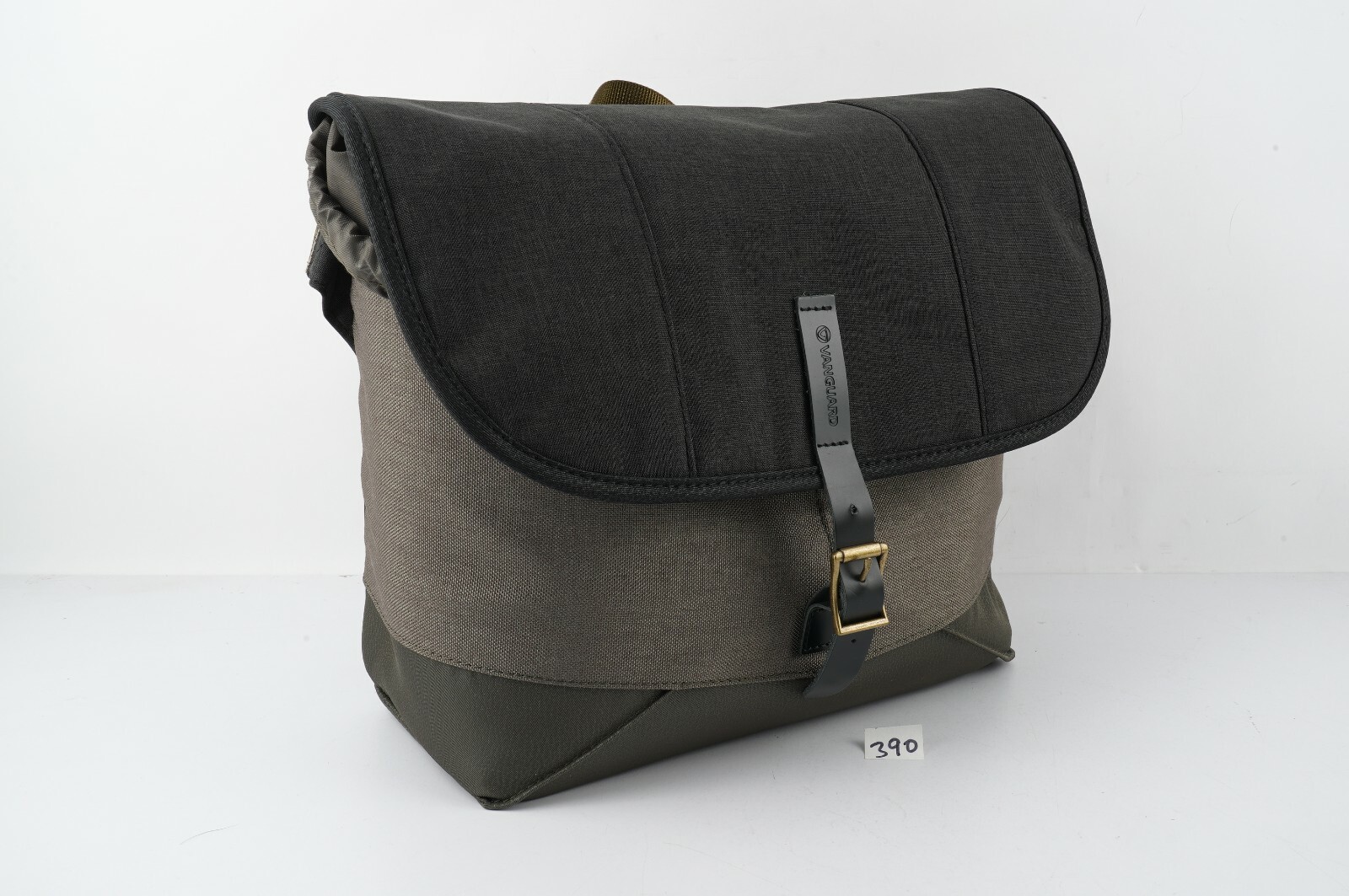 Vanguard VEO 28 Canvas Travel Bag – NEW!
